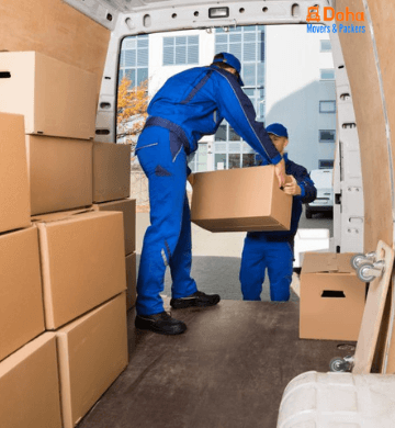 Loading Unloading /Safe & goods transport in doha